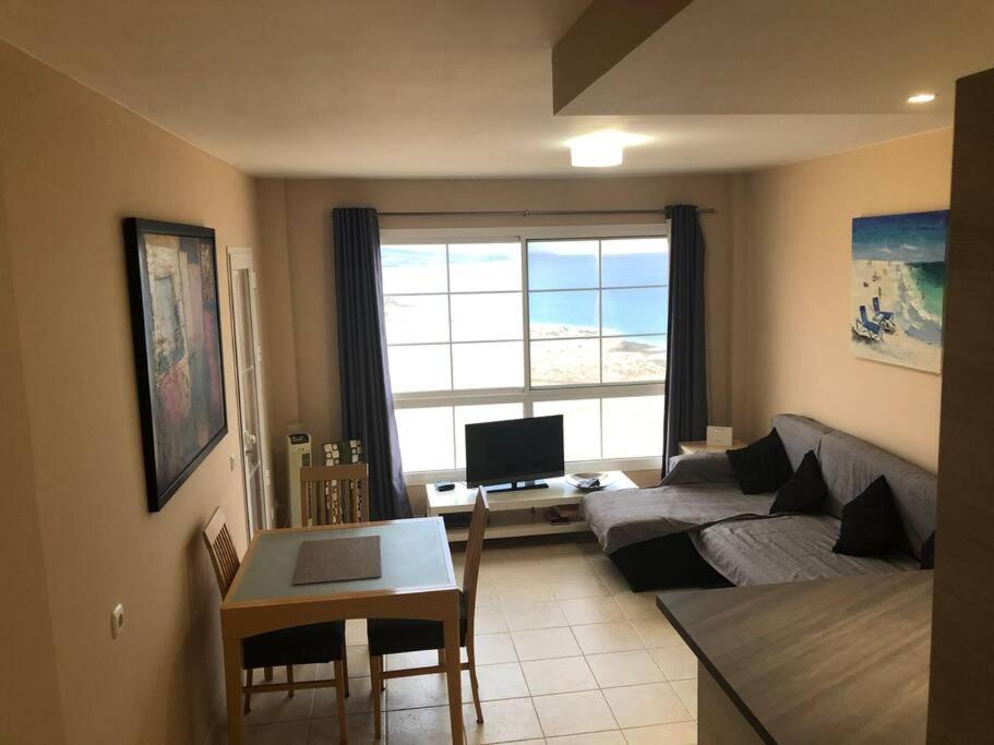 Beach Front Apartment With Stunning Ocean Views! Κόστα Κάλμα Εξωτερικό φωτογραφία